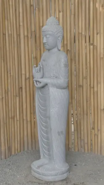 Artikelbild 2 des Artikels “Stehender Buddha aus Flussstein in Dharmachakra-Stellung - Geste des Rades der Dharma-Lehre. Ungefähr 150cm Höhe. “